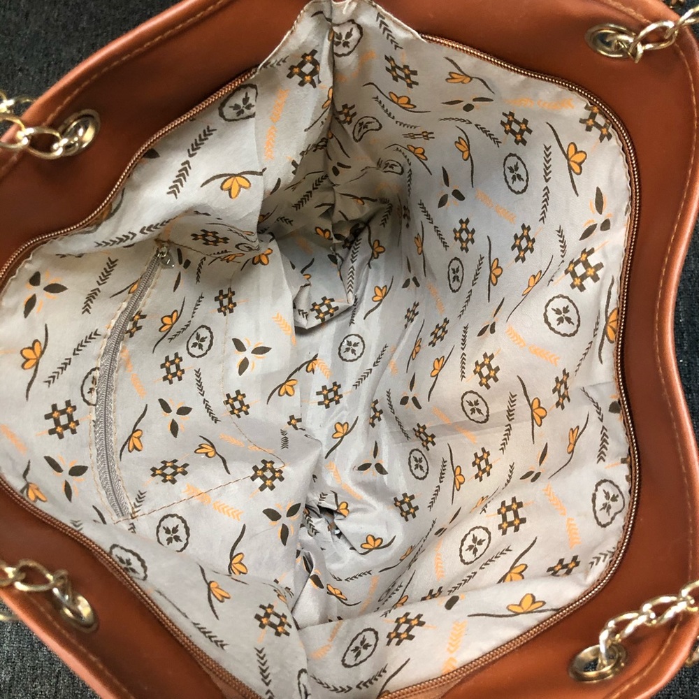 Bag - Picture 2 of 3